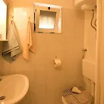 شقة One Bedroom Near The Kamenjak Park In Prematura *