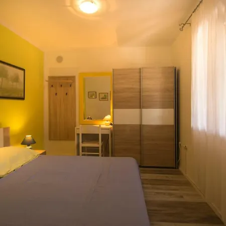 One Bedroom Near The Kamenjak Park In Prematura شقة بريمونتيرا